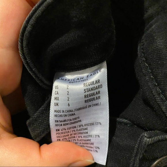 American Eagle Black Ripped Skinny Jeans - Picture 4 of 5